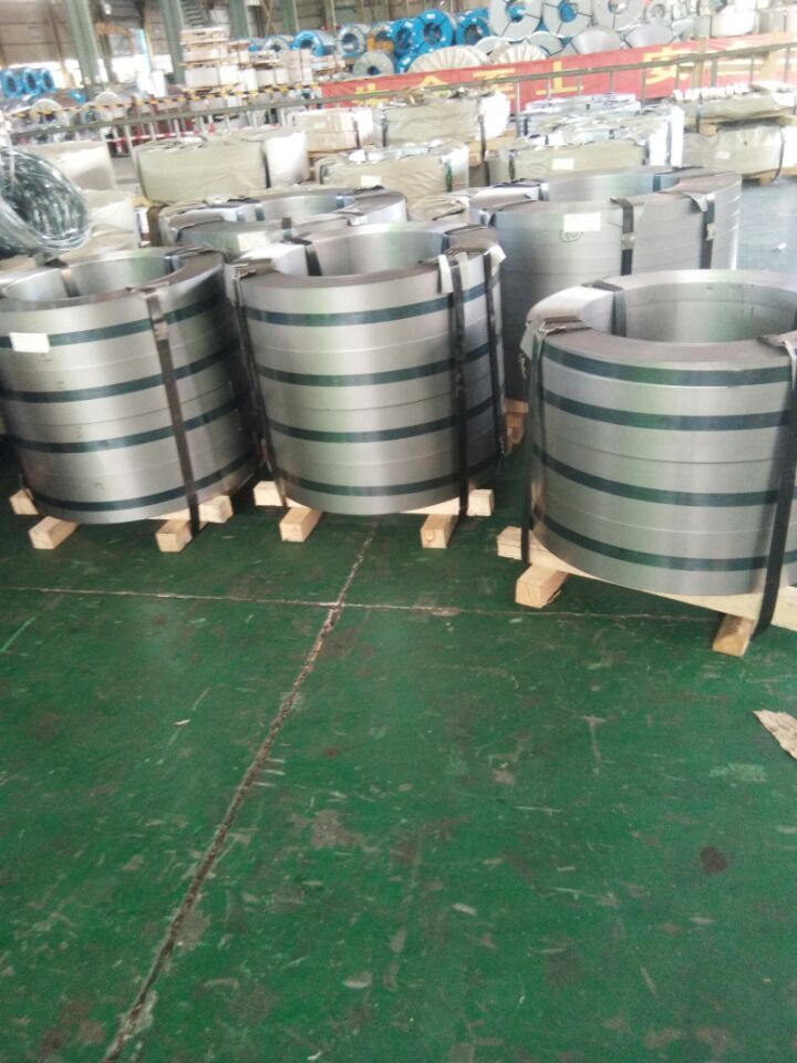 無取向電工鋼板卷B35A300